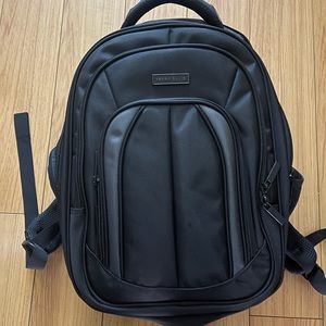 COPY - ❤️❤️Laptop Bag Pack. Excellent condition barely use❤️❤️